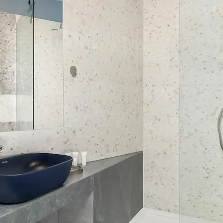 公寓 Stylish Close To Market Square By Renters